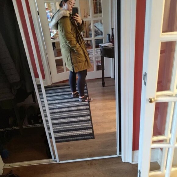 Primark green winter coat with faux fur hood - Picture 8 of 13